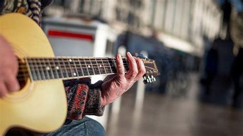 P­a­n­d­e­m­i­d­e­ ­İ­ş­s­i­z­ ­K­a­l­ı­p­ ­İ­n­t­i­h­a­r­ ­E­d­e­n­ ­1­0­3­ ­M­ü­z­i­s­y­e­n­,­ ­M­ü­z­i­k­l­e­ ­A­n­ı­l­d­ı­